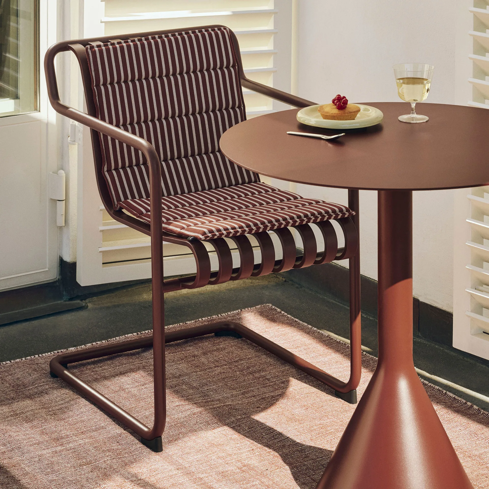 Alfombra Haze, Rojo hierro, 230x230 cm HAY