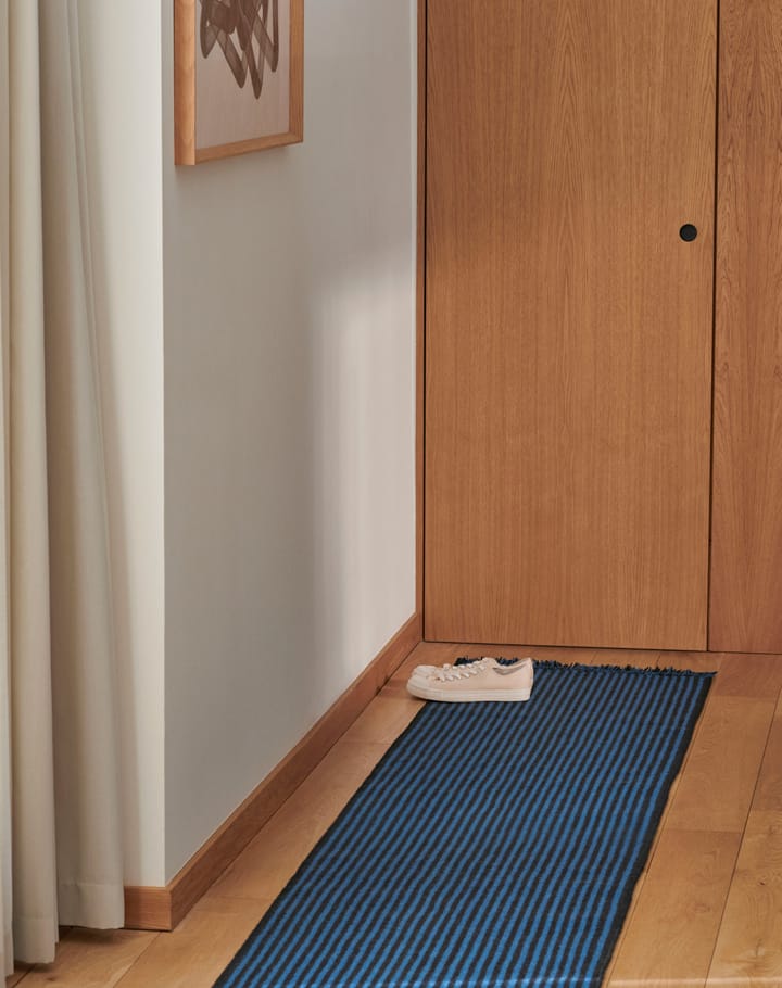 Alfombra Stripes and Stripes 60x200 cm, Blue HAY
