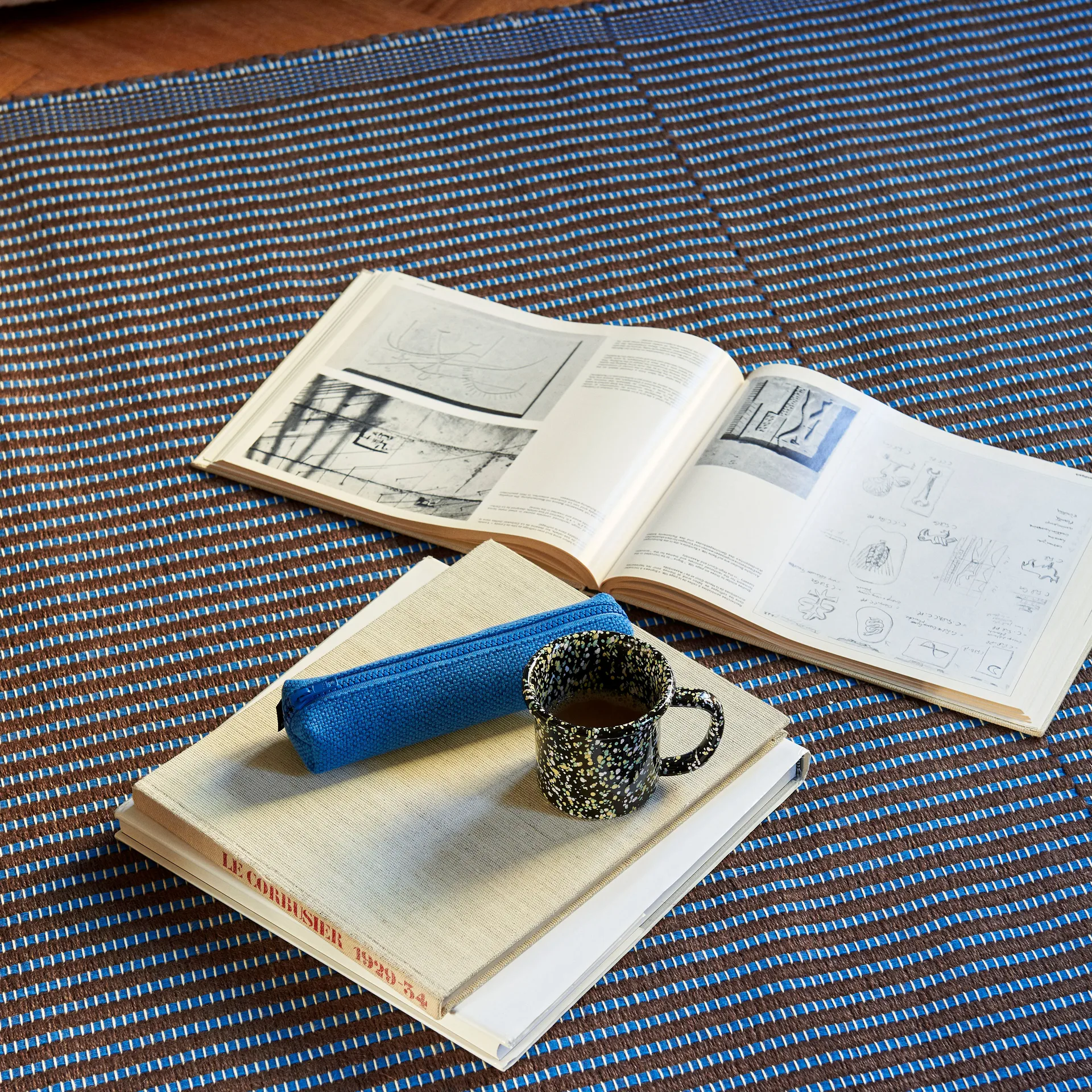 Alfombra Tapis 140 x 200 cm, Chestnut-blue HAY