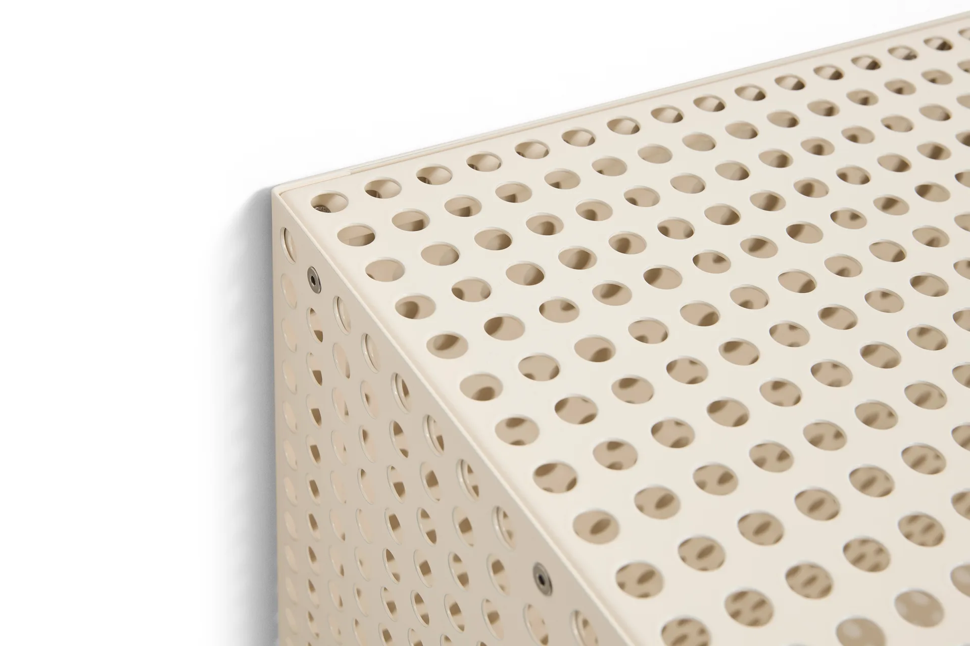 Armario de pared Perforated Cabinet smalll, Eggshell HAY
