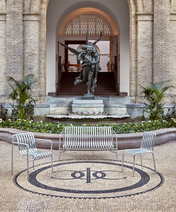 Banco con reposabrazos Palissade Dining   - Hot galvanized - HAY