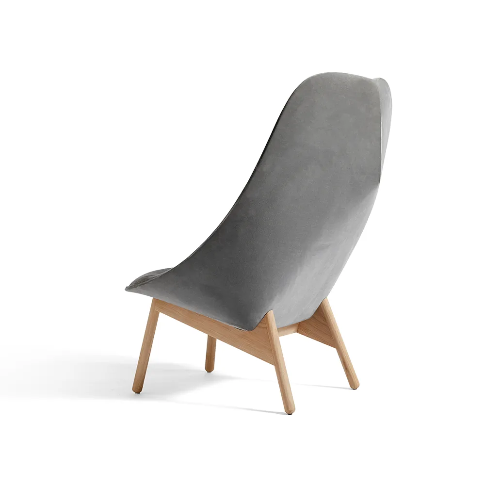 Butaca lounge Uchiwa Quilt, Magnesio-roble-trasera lola warm grey HAY