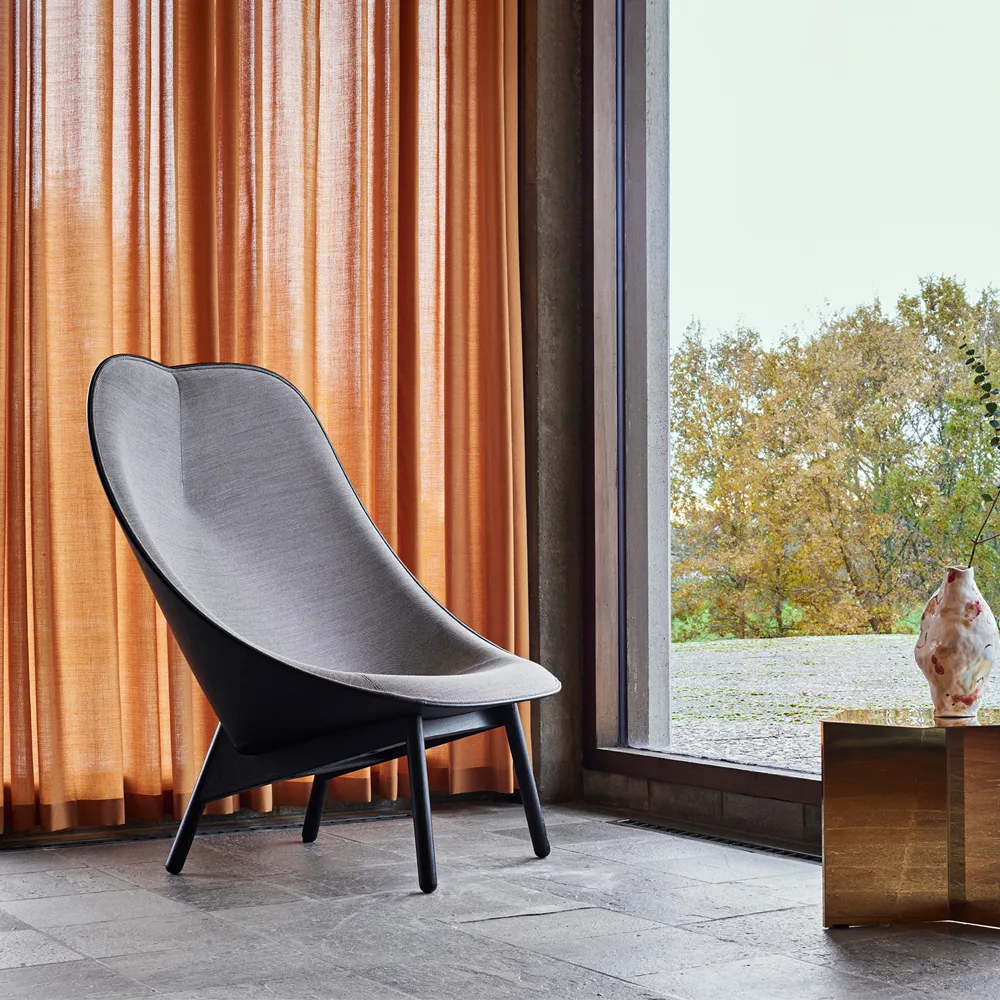 Butaca Uchiwa, Black/white-roble negro-piel negra HAY