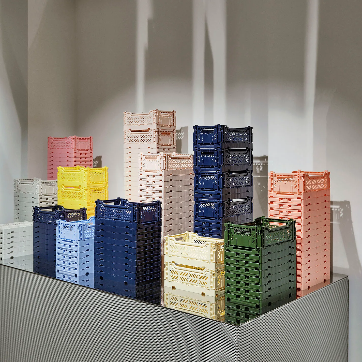 Caja Colour M 30x40 cm, Light grey HAY