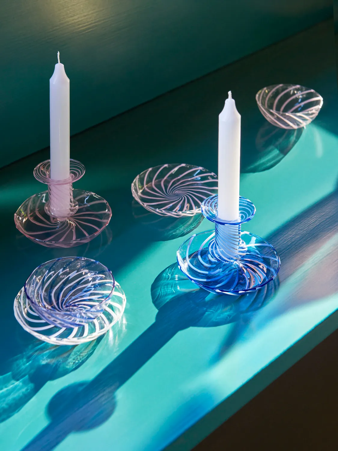 Candelabro Flare Stripe, azul claro HAY