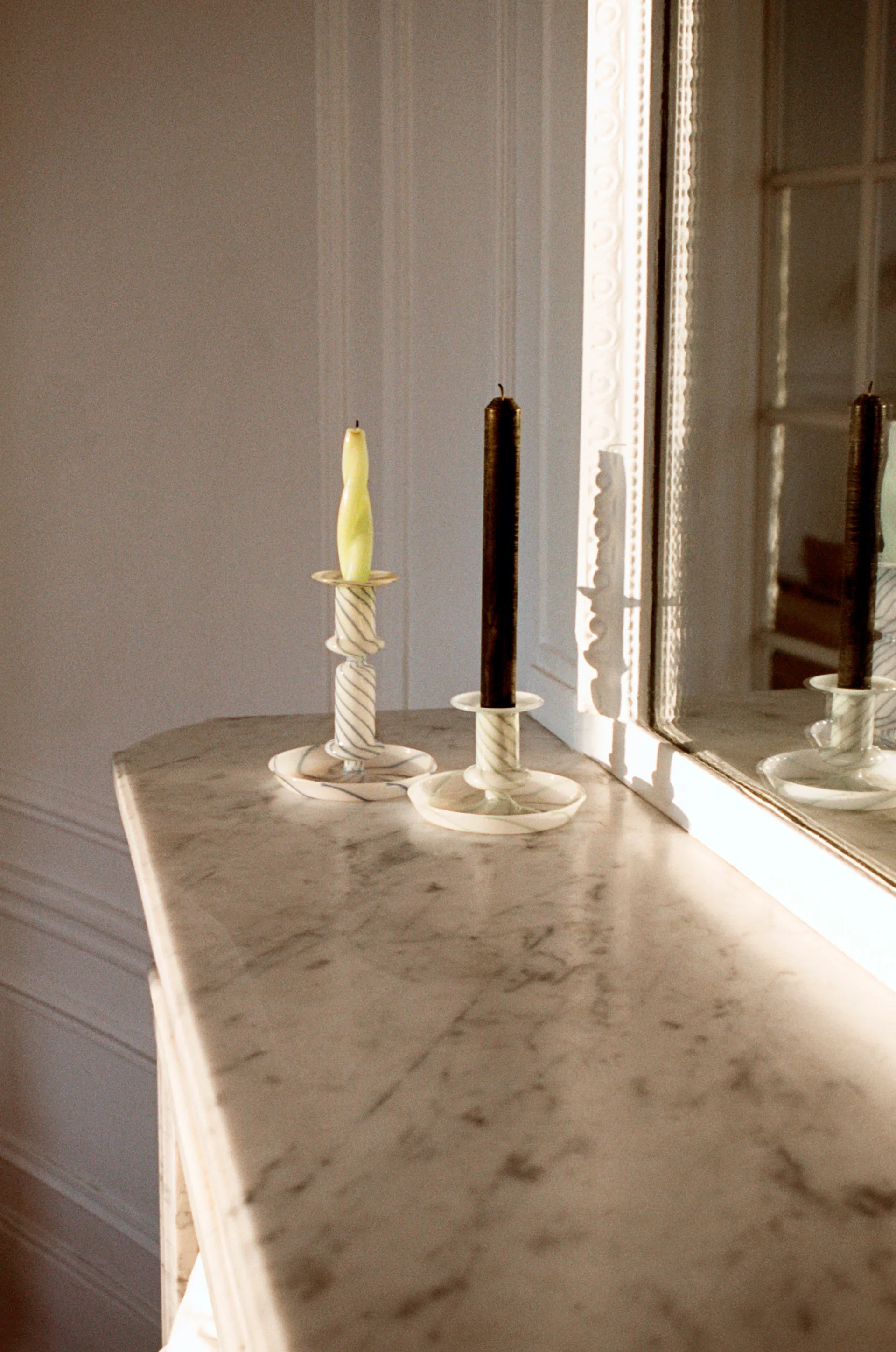 Candelabro Flare Stripe, verde-blanco HAY