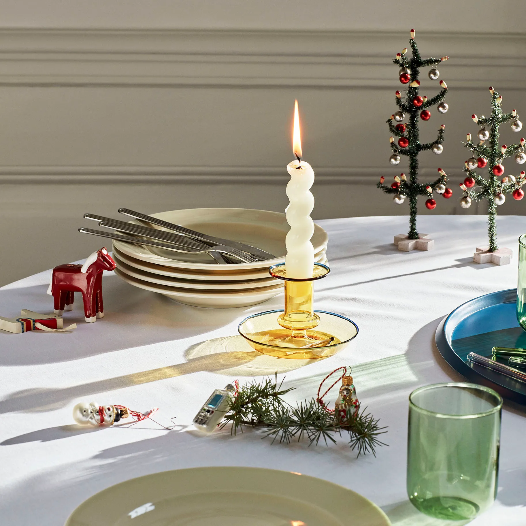 Candelabro Flare, Yellow HAY