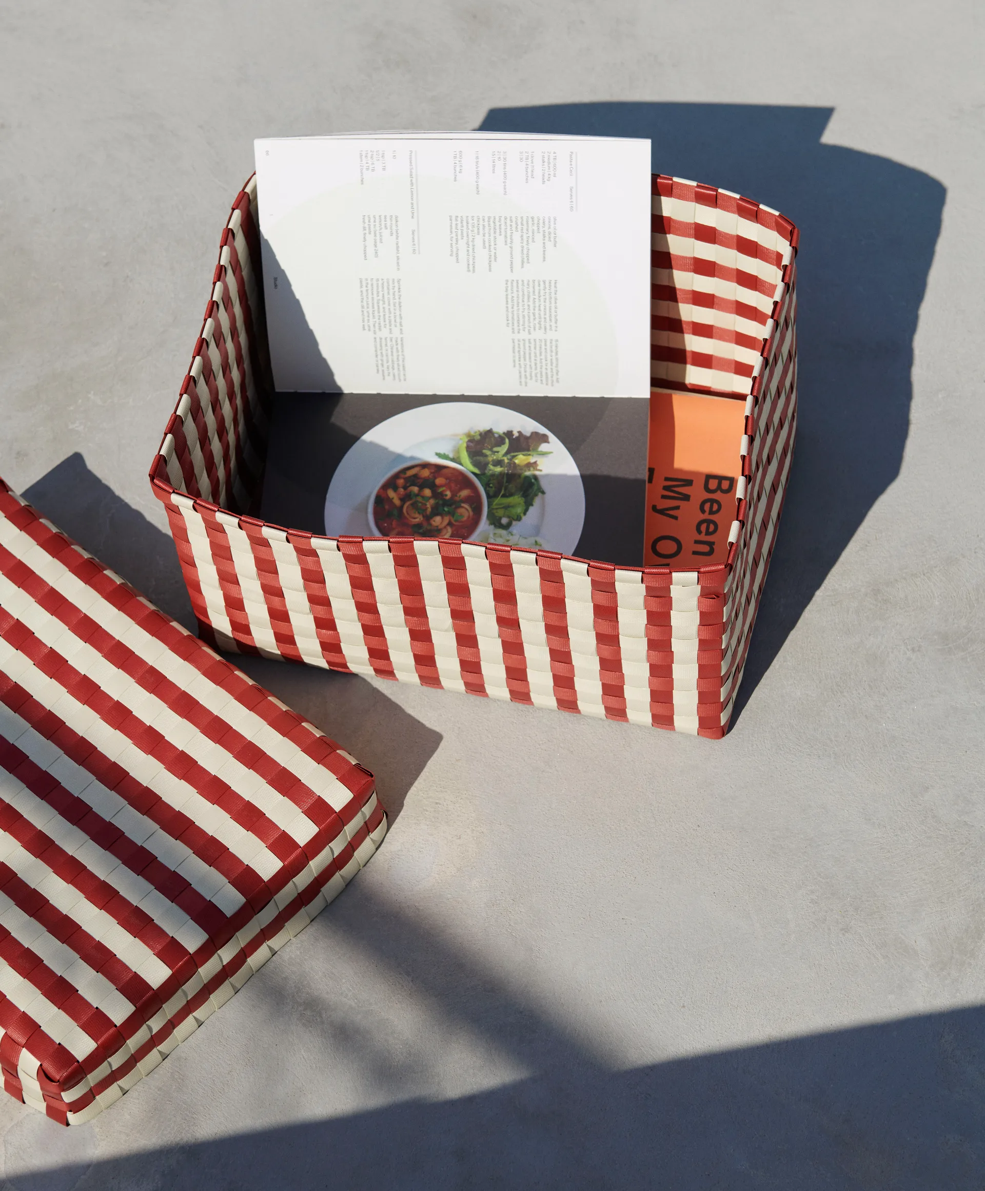 Cesta Maxim Stripe Box L 26,5x35,5 cm, rojo-arena HAY
