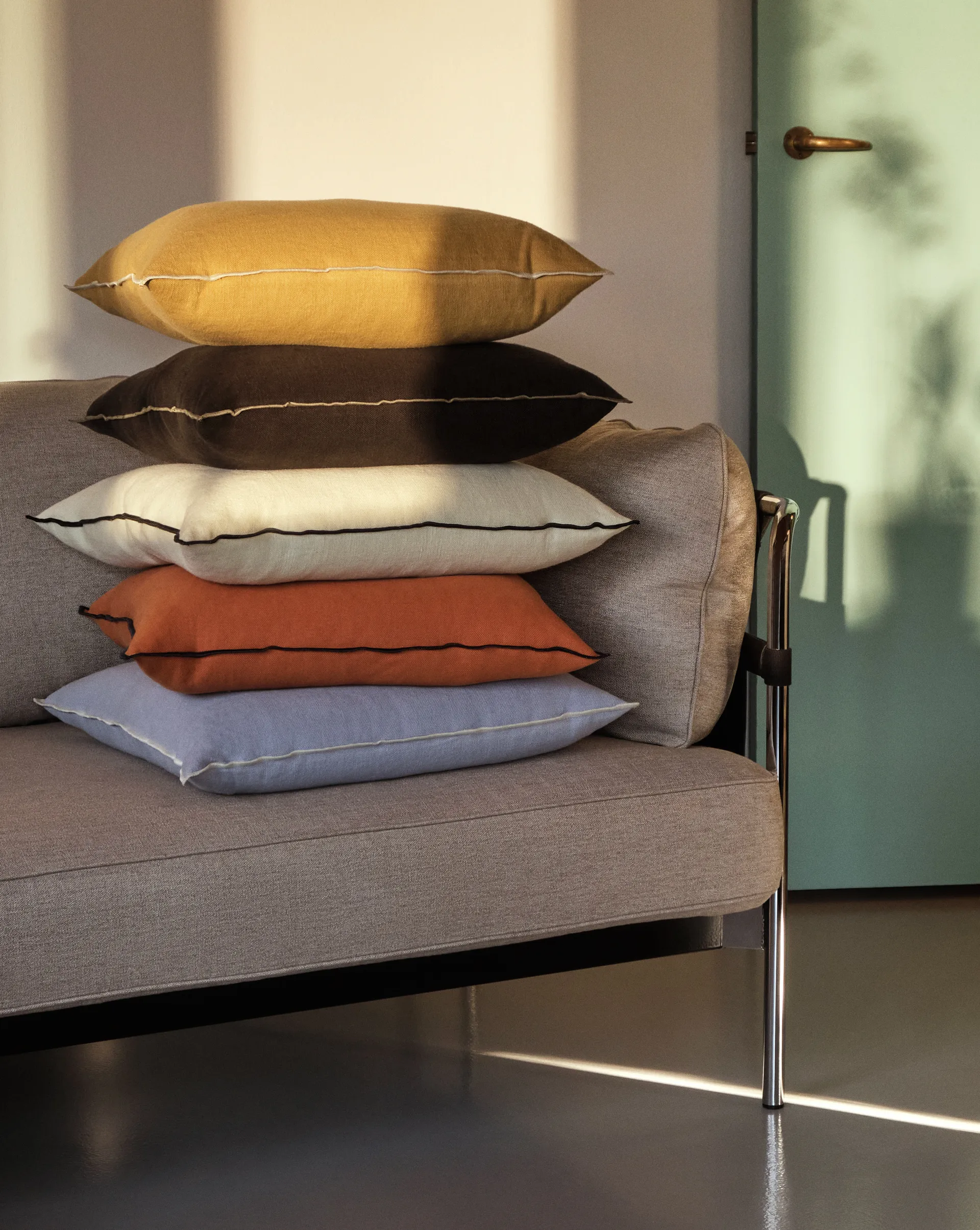 Cojín Outline 50x50 cm, Sienna HAY