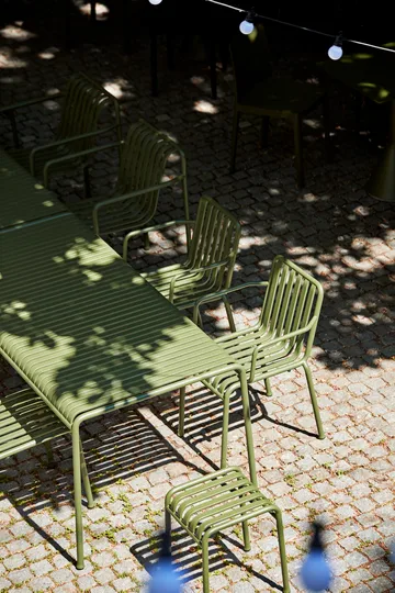 Conjunto de comedor Palissade 2 sillas con reposabrazos Dining + banco 170x90 cm, olive - HAY