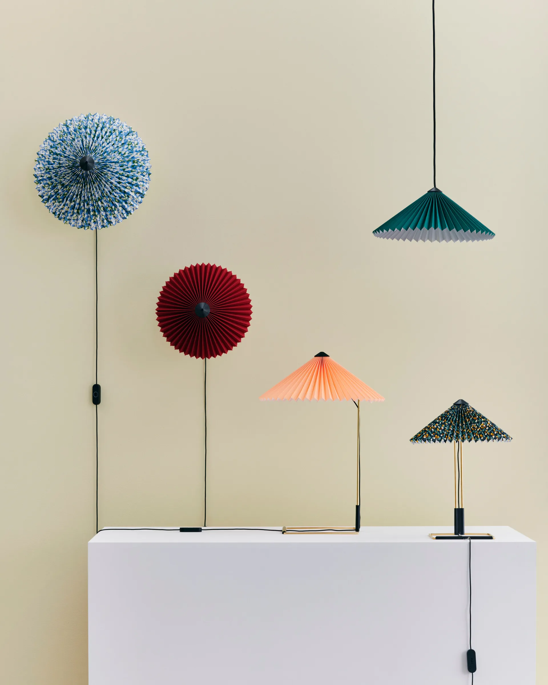 Lámpara colgante Matin Pendant 38x38 cm, Green HAY