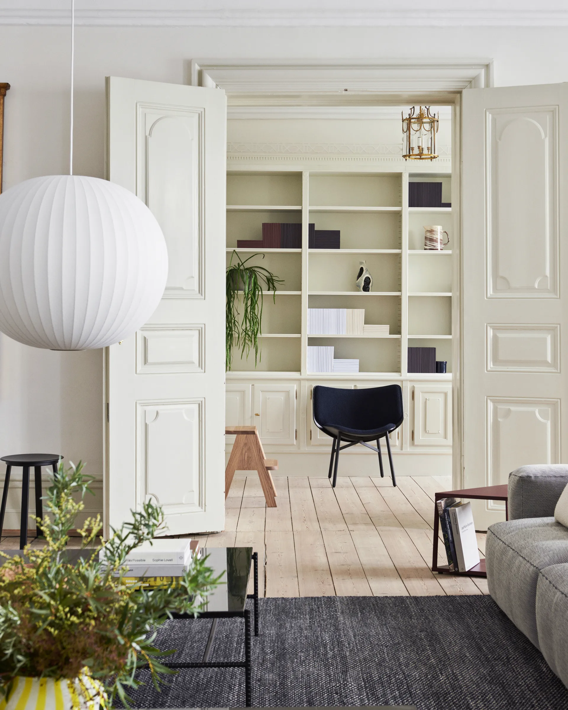 Lámpara colgante Nelson Bubble Ball L, Off white HAY