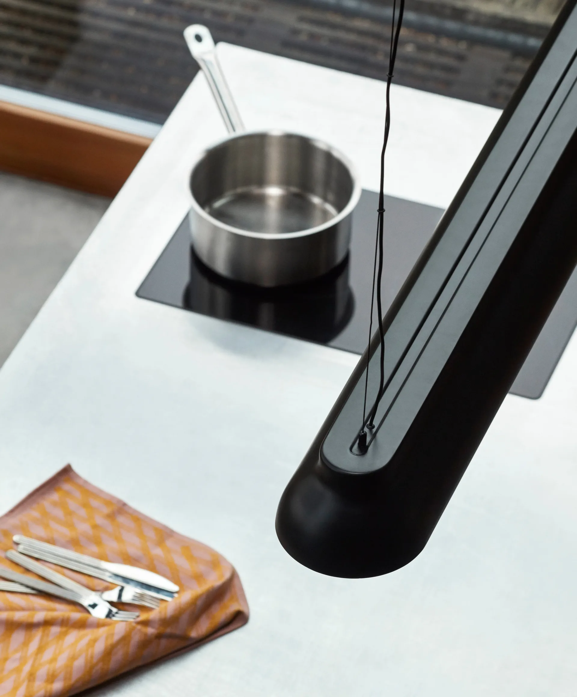 Lámpara colgante PC Linear, Soft black HAY