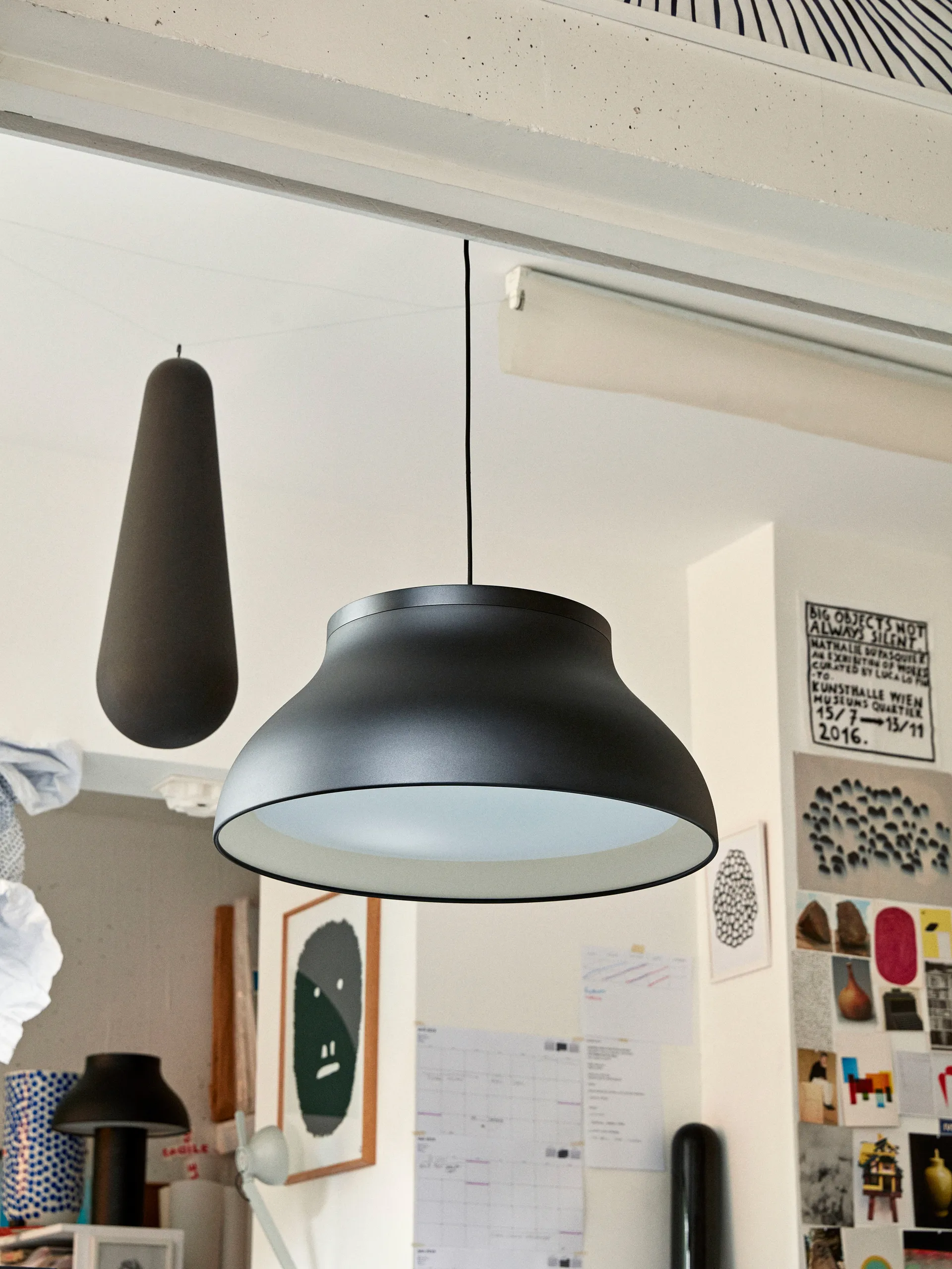 Lámpara colgante PC pendant L Ø60 cm, Soft black HAY