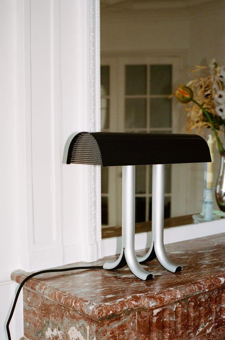 Lámpara de mesa Anagram, Iron black HAY
