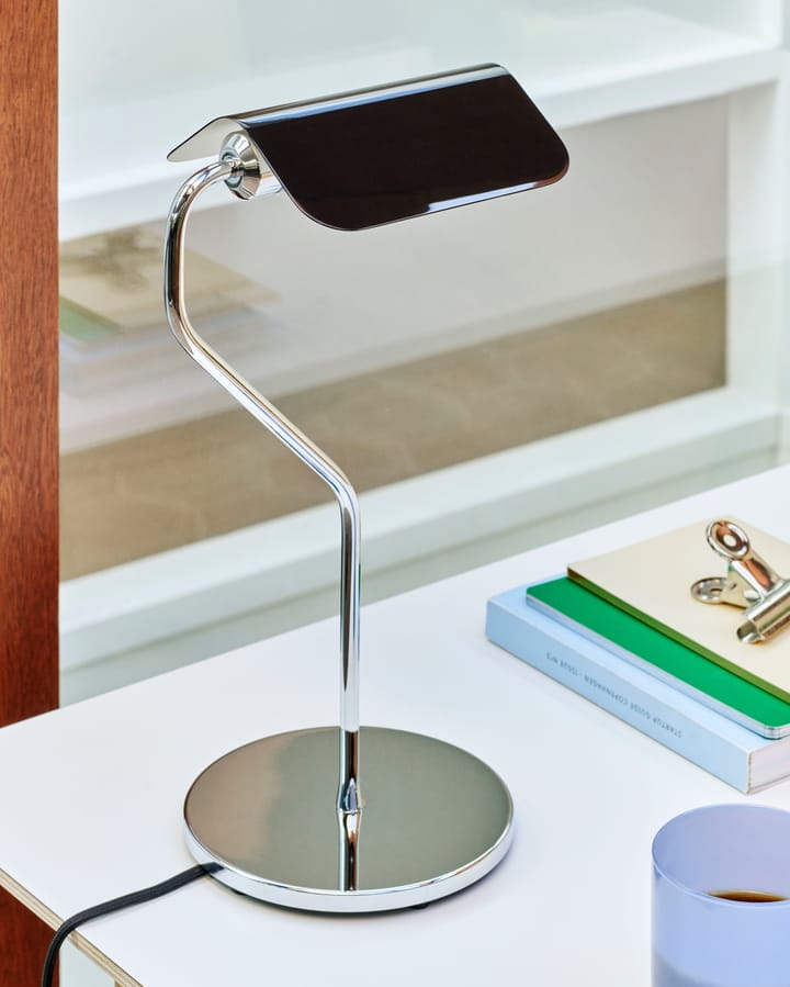 Lámpara de mesa Apex, Iron black HAY