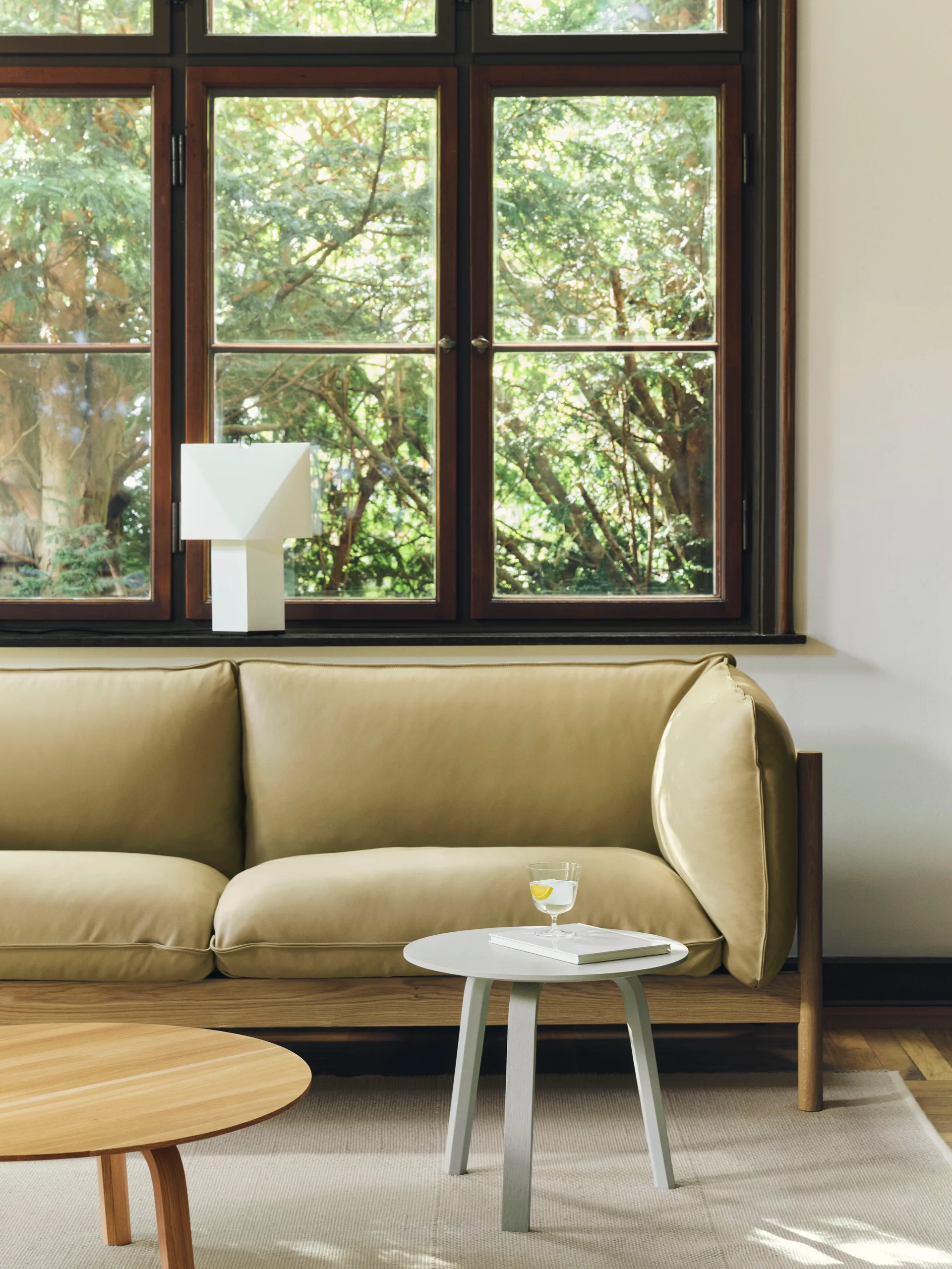 Lámpara de mesa Aplat, Blanco, 44 cm HAY