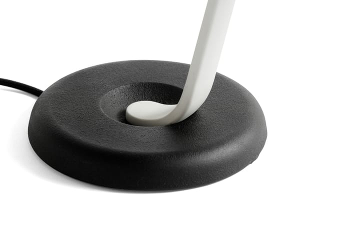 Lámpara de mesa Clye, Mocca anodised HAY