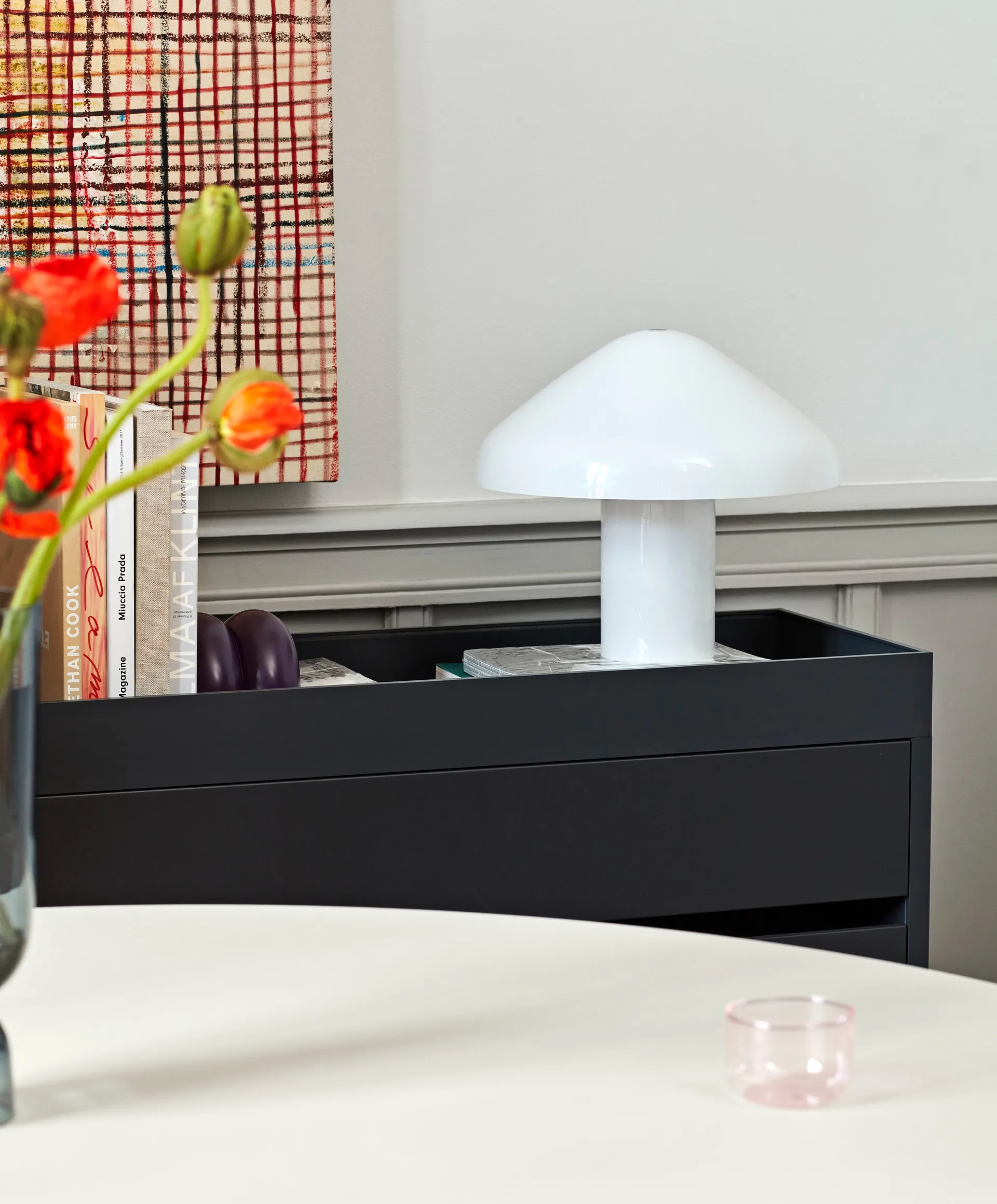 Lámpara de mesa Pao Glass Ø35 cm, blanco-opalVaso HAY