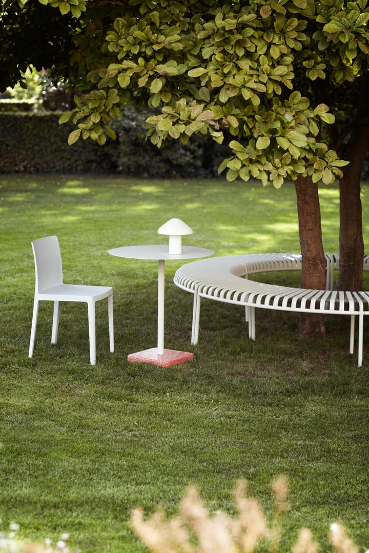 Lámpara de mesa portátil Pao, Cream white HAY