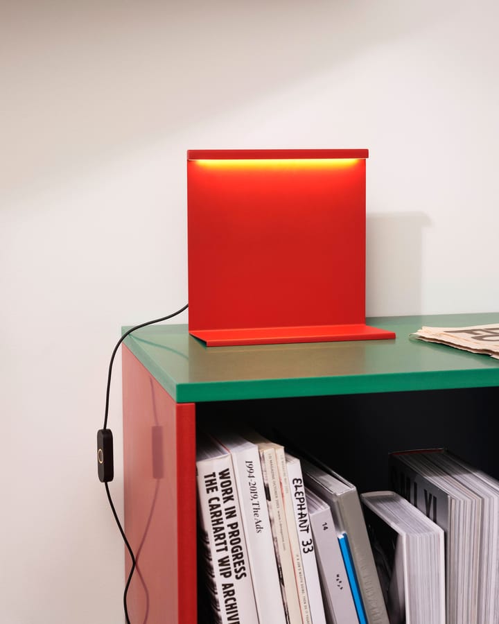 Lámpara de mesaLBM, Tomato red HAY