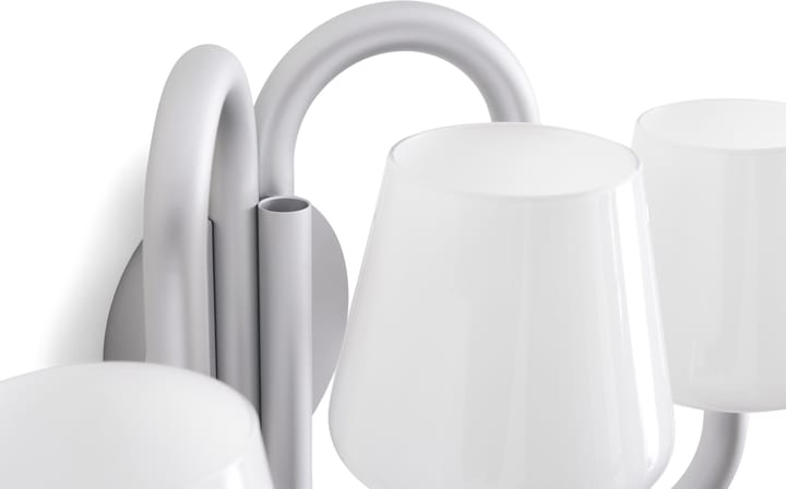 Lámpara de pared Apollo, White opal HAY