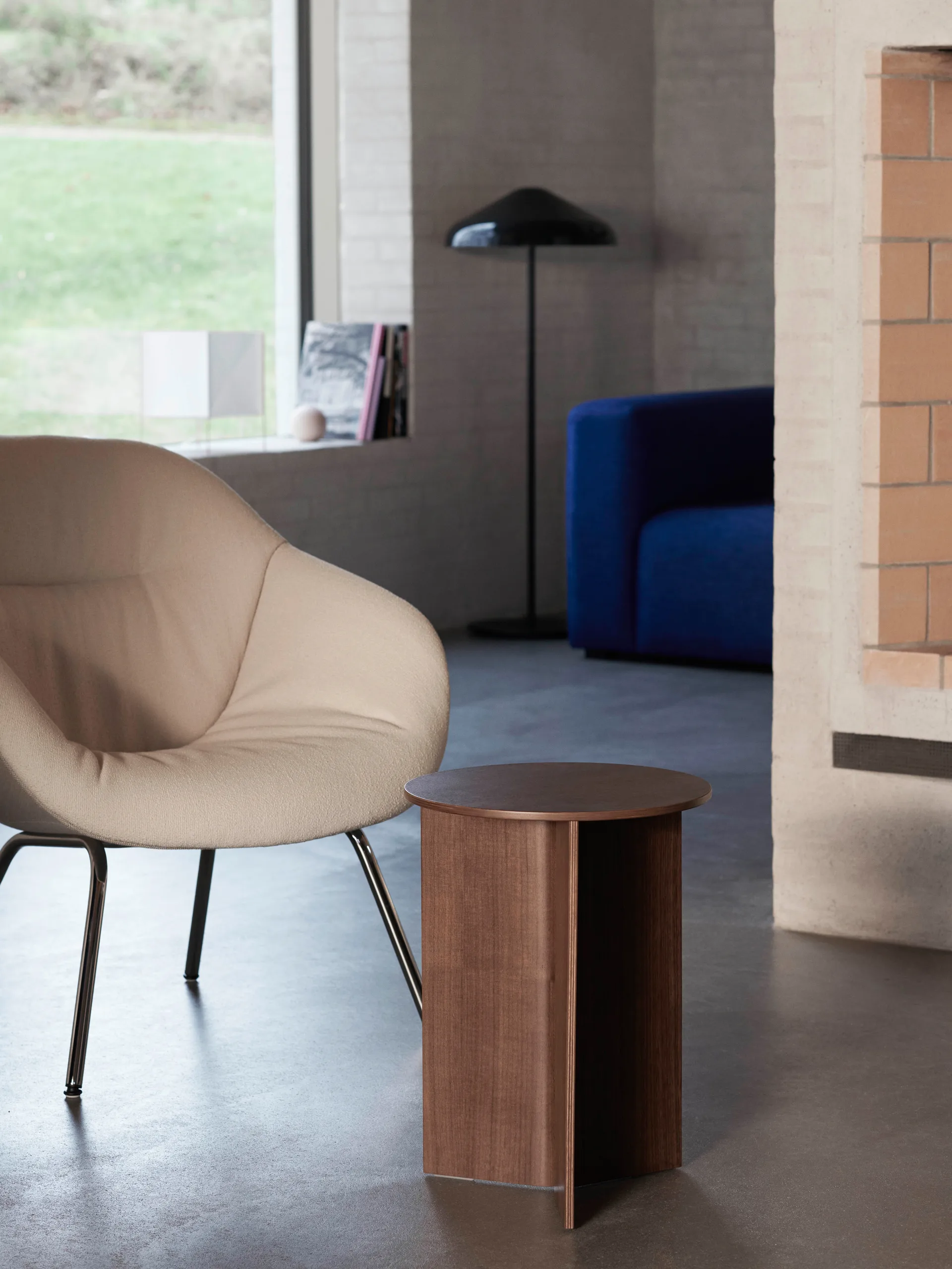 Lámpara de pie Pao Steel Ø47 cm, Soft black HAY