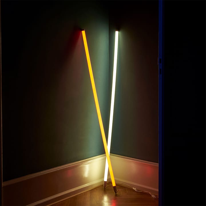 Lámpara fluorescente Neon Tube 150 cm, Red HAY