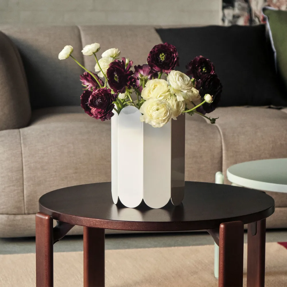 Mesa de centro Rey Ø66,5x32 cm, negro intenso HAY