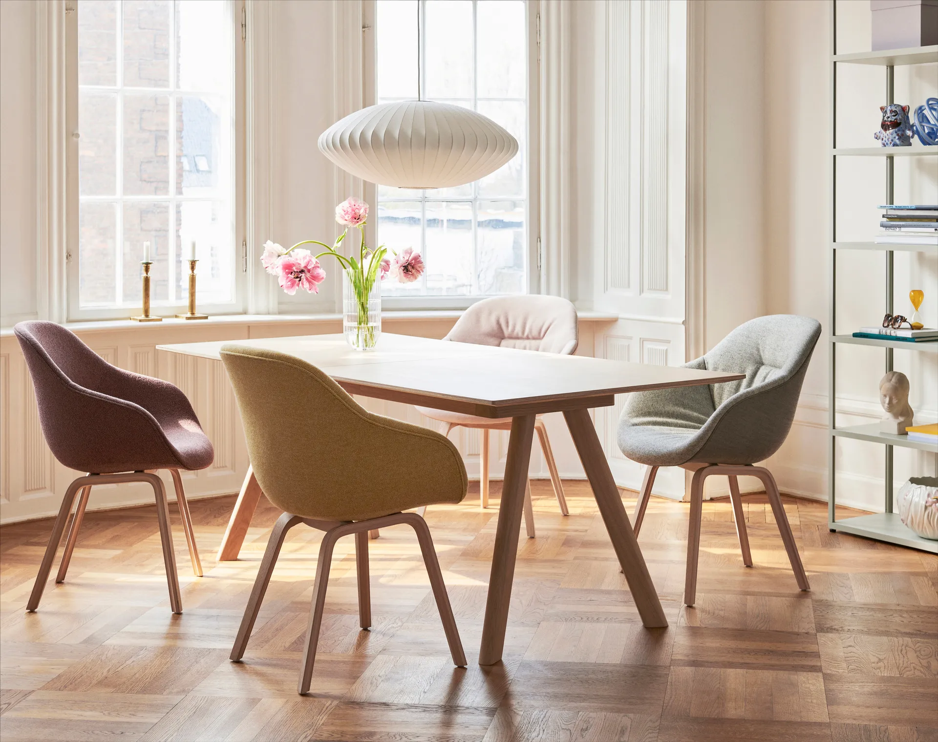 Mesa de comedor CPH30 2.0, 90x250 cm, Off white linoleum-roble lacado HAY