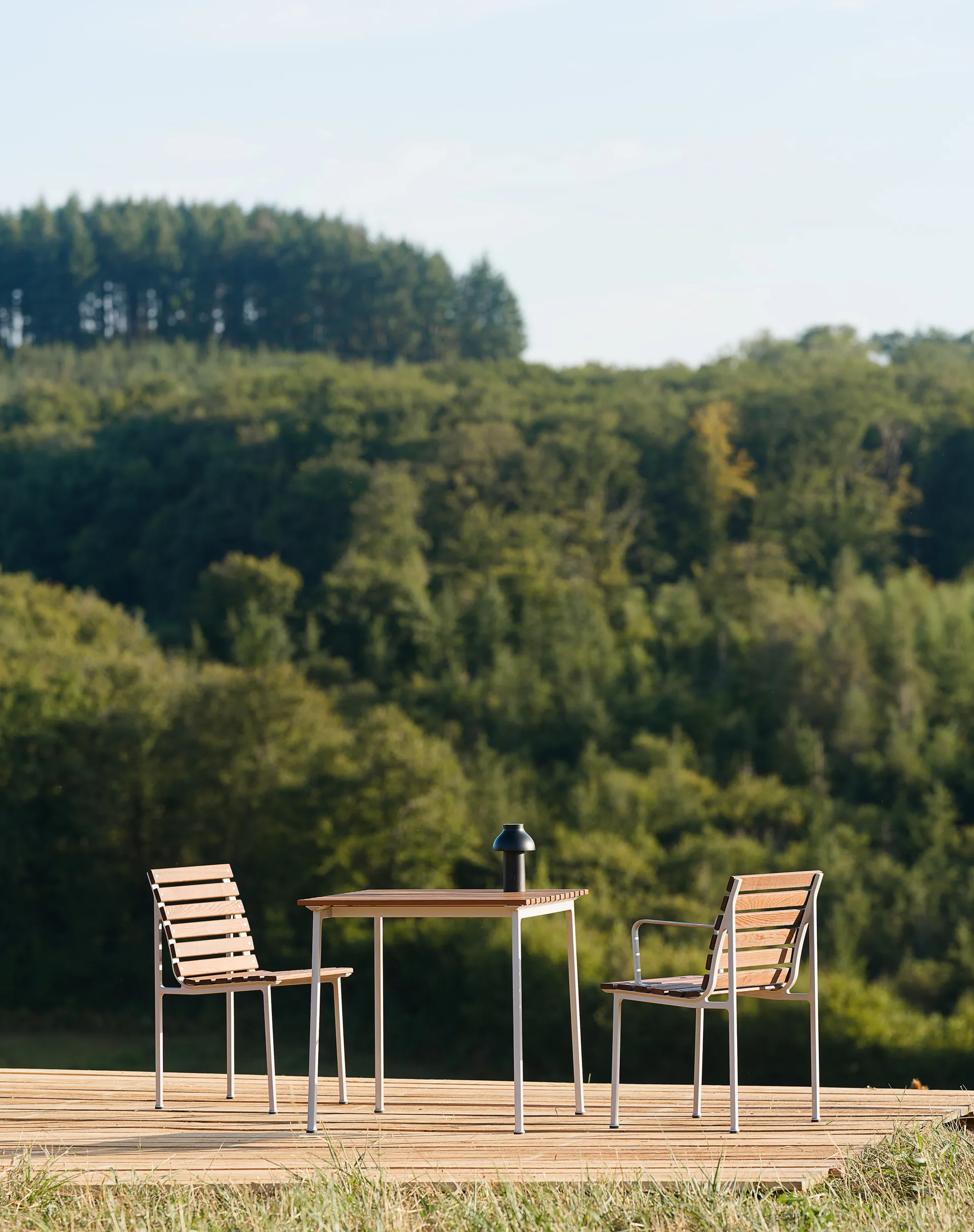 Mesa de comedor Traverse, Fresno aceitado, 75 cm HAY