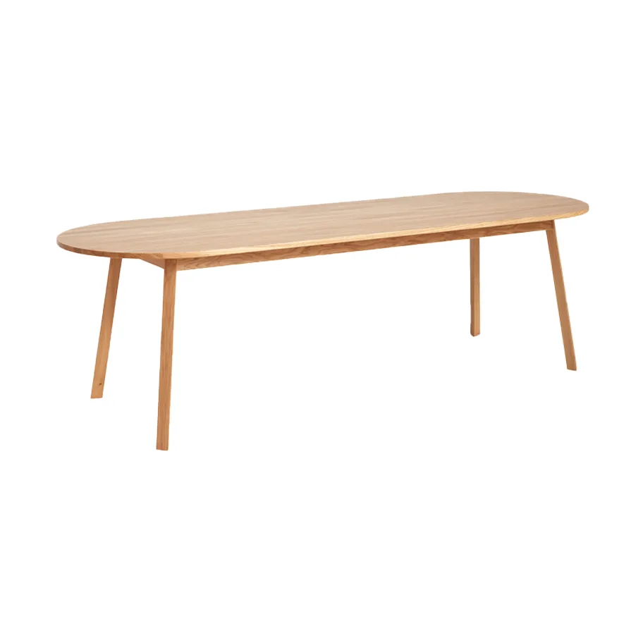 Mesa de comedor Triangle Leg, roble lacado, 250×85 cm HAY