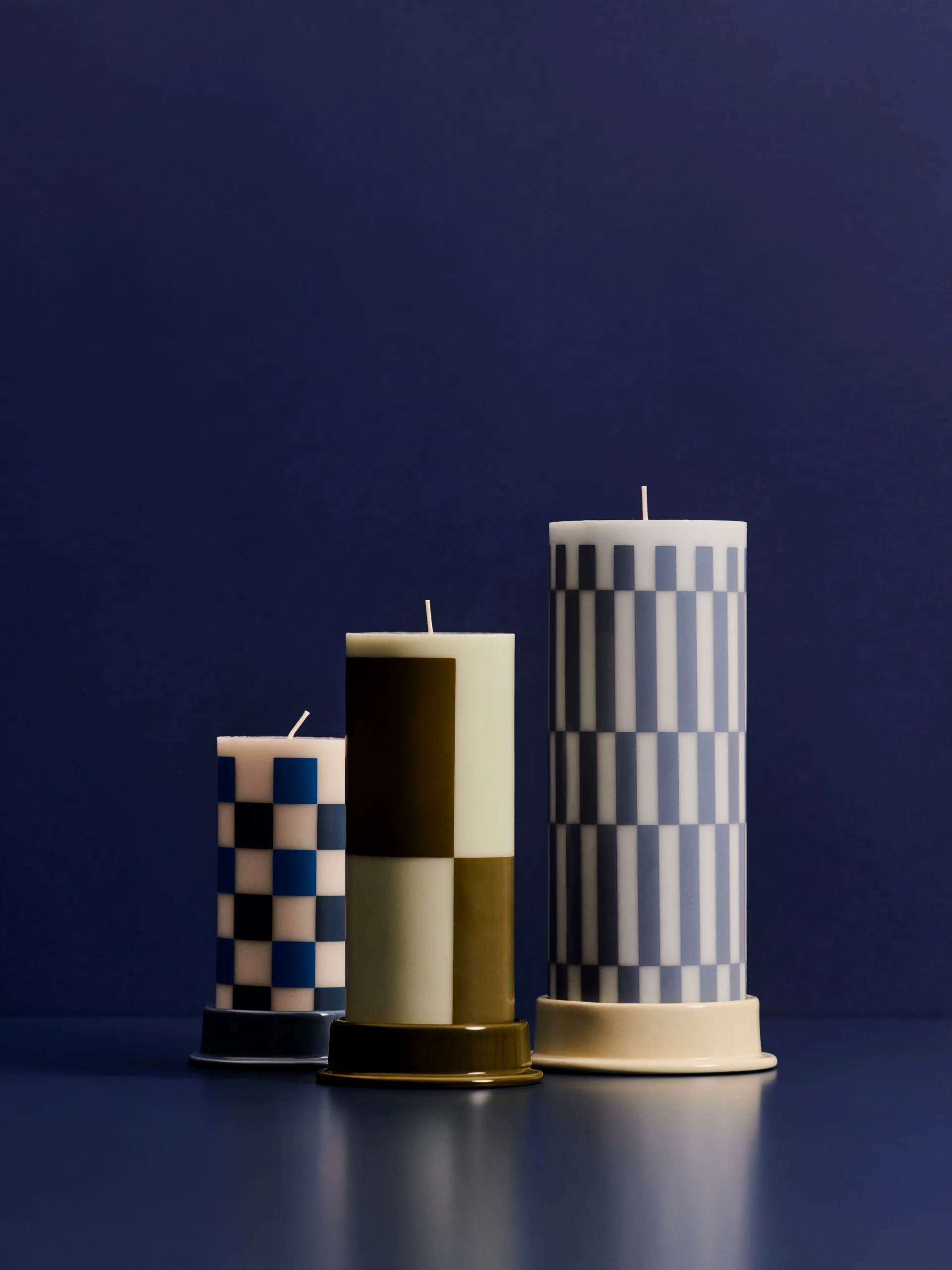 Portavelas Column Candleholder L 12,8 cm, Lime white HAY