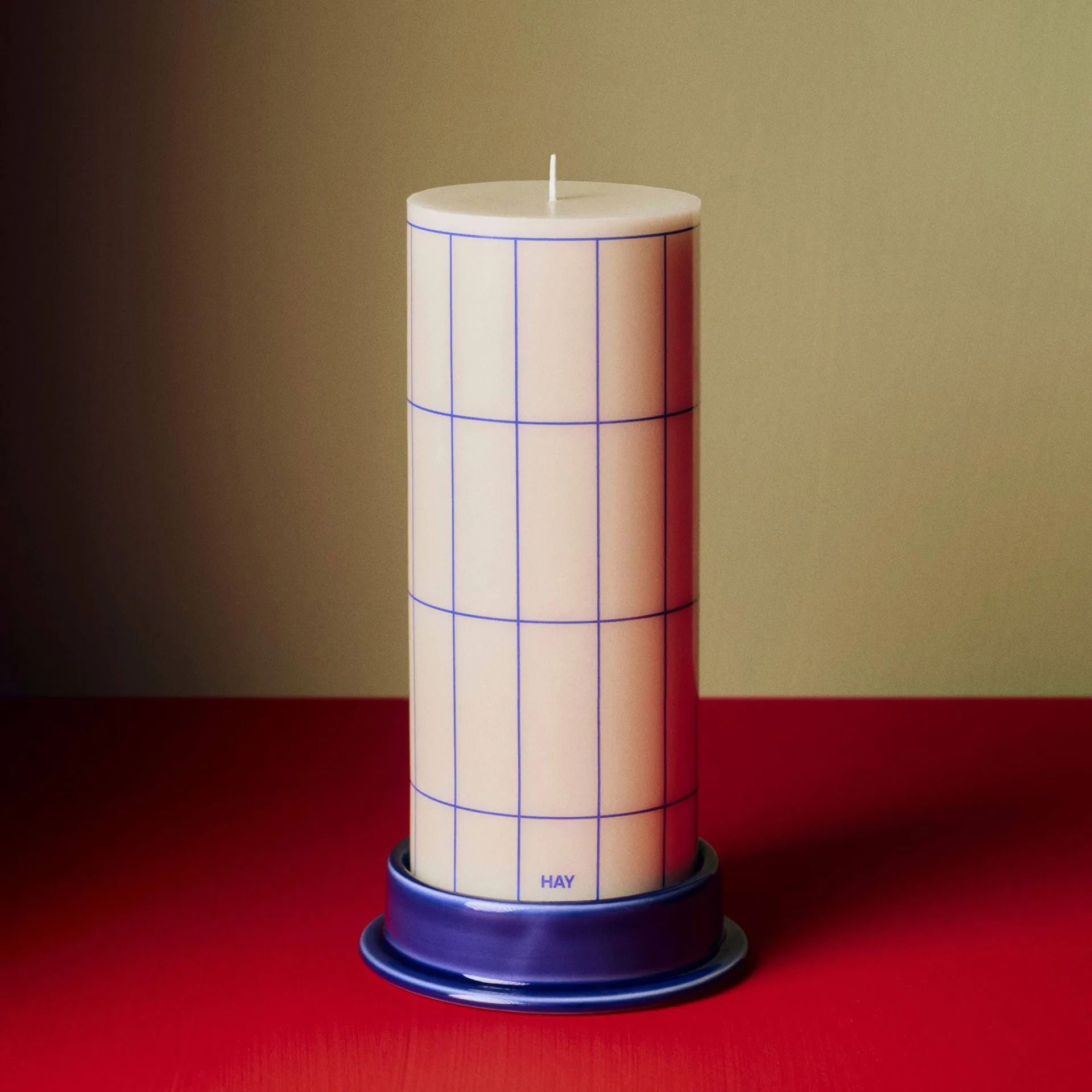 Portavelas para vela taco Column medium Ø11 cm, Royal blue HAY