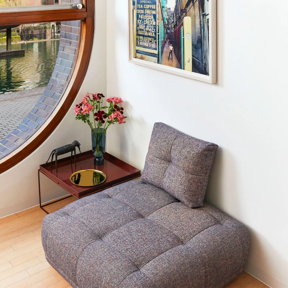 Reposapiés Quilton, tejido Swarm multi HAY