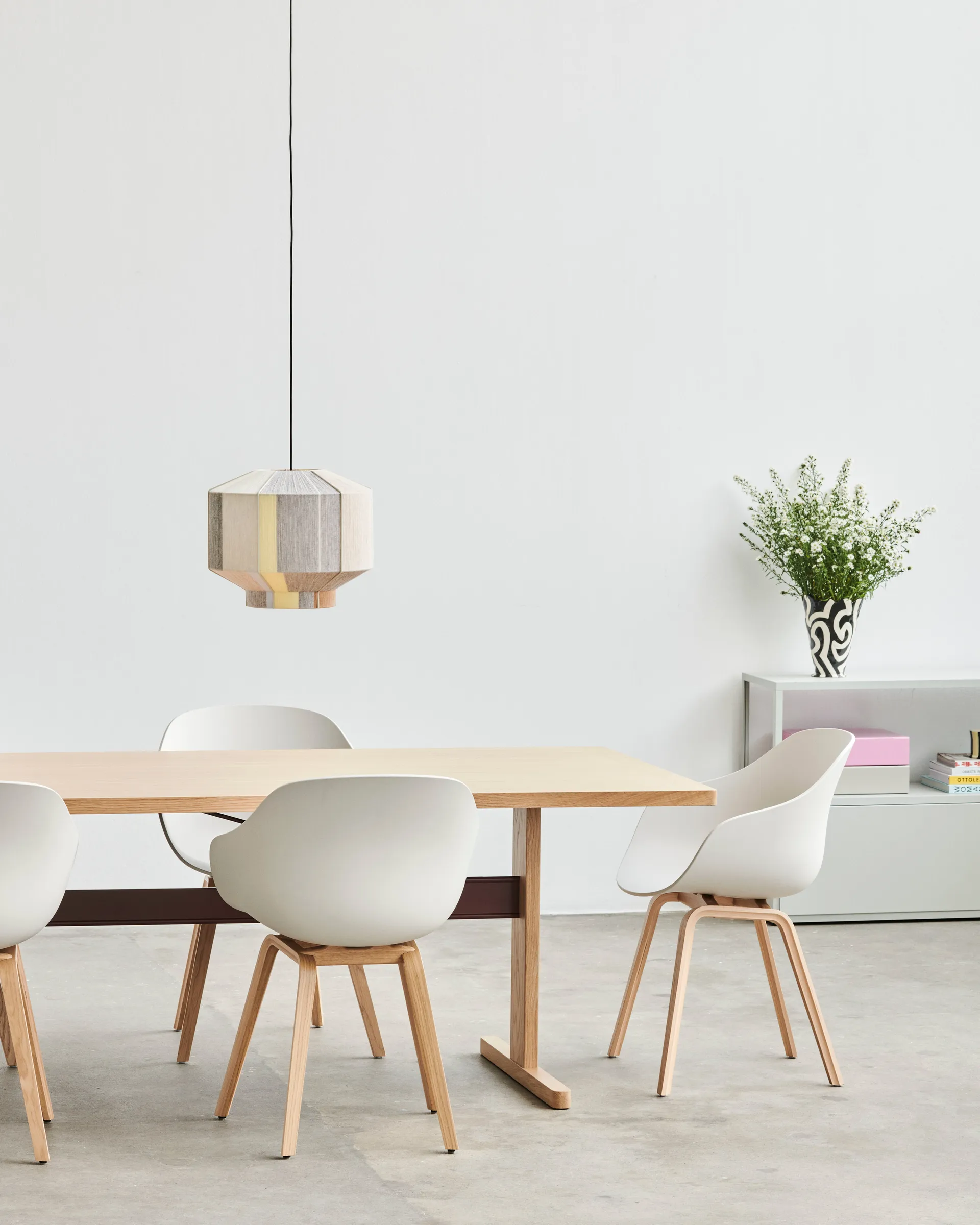 Silla About a Chair 22, 2.0 , Blanco-estructura de roble lacado HAY