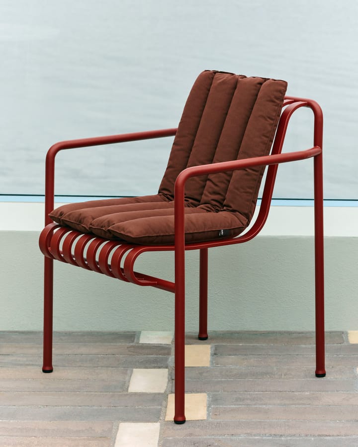 Silla con reposabrazos Palissade Dining  , Iron red HAY