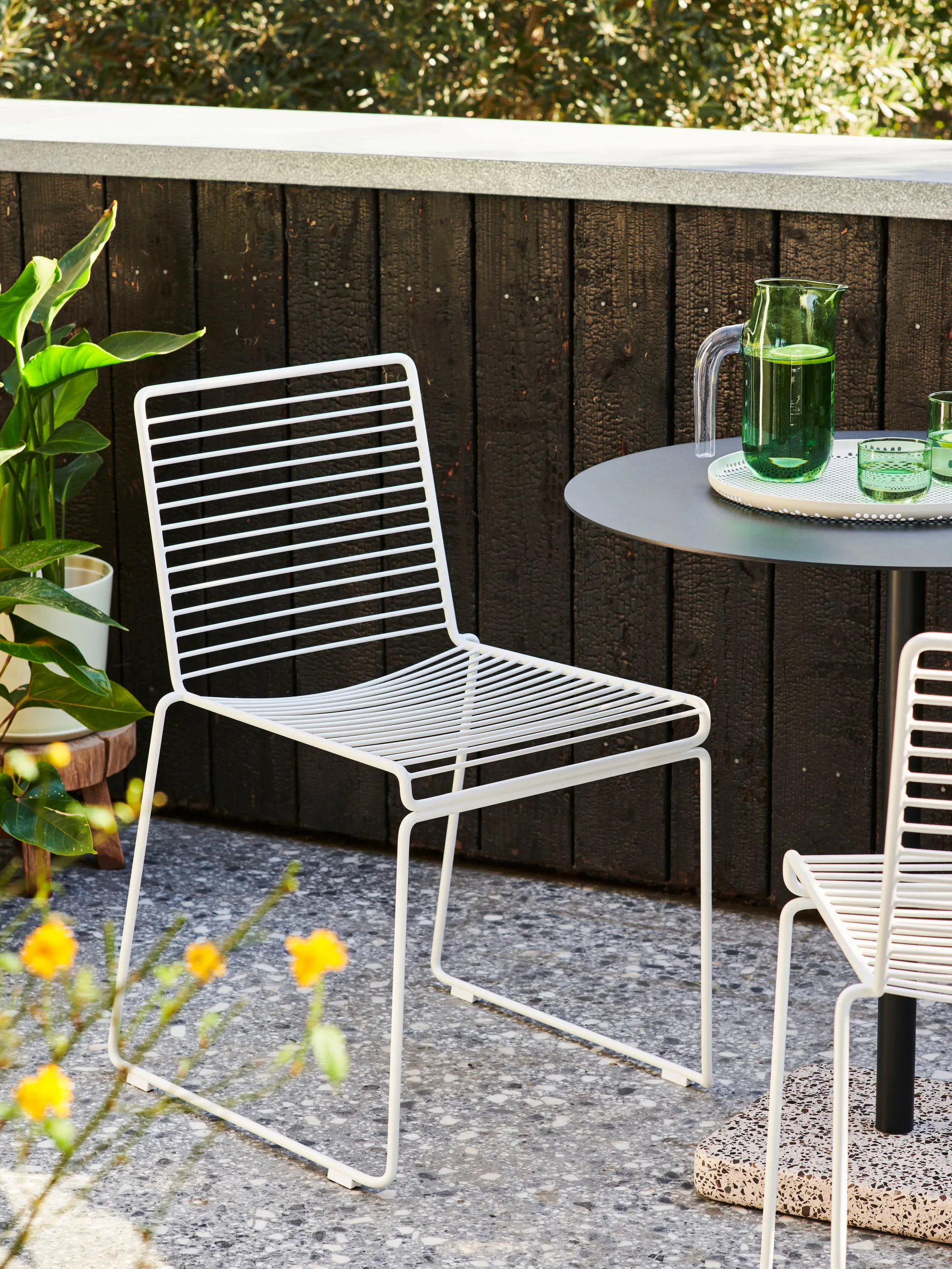 Silla Hee, White HAY