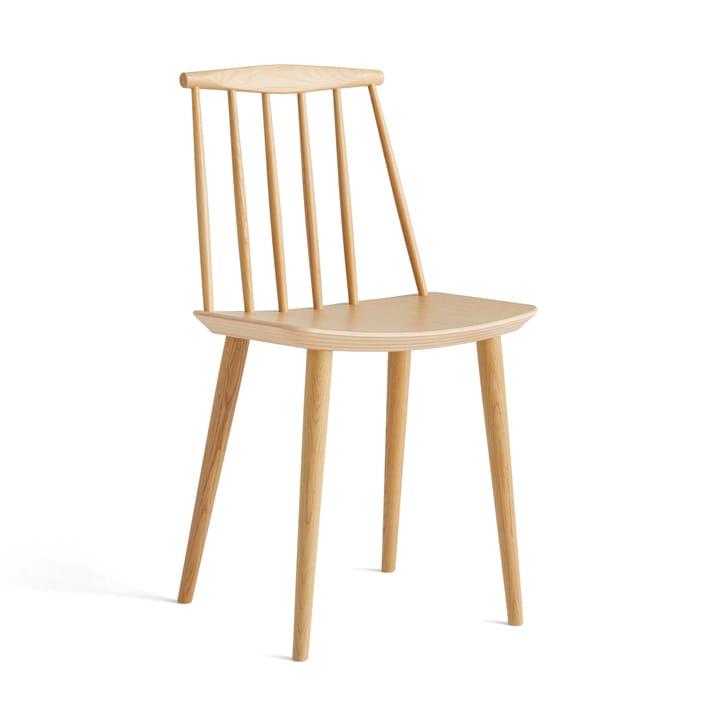 Silla J77 - Roble lacado - HAY