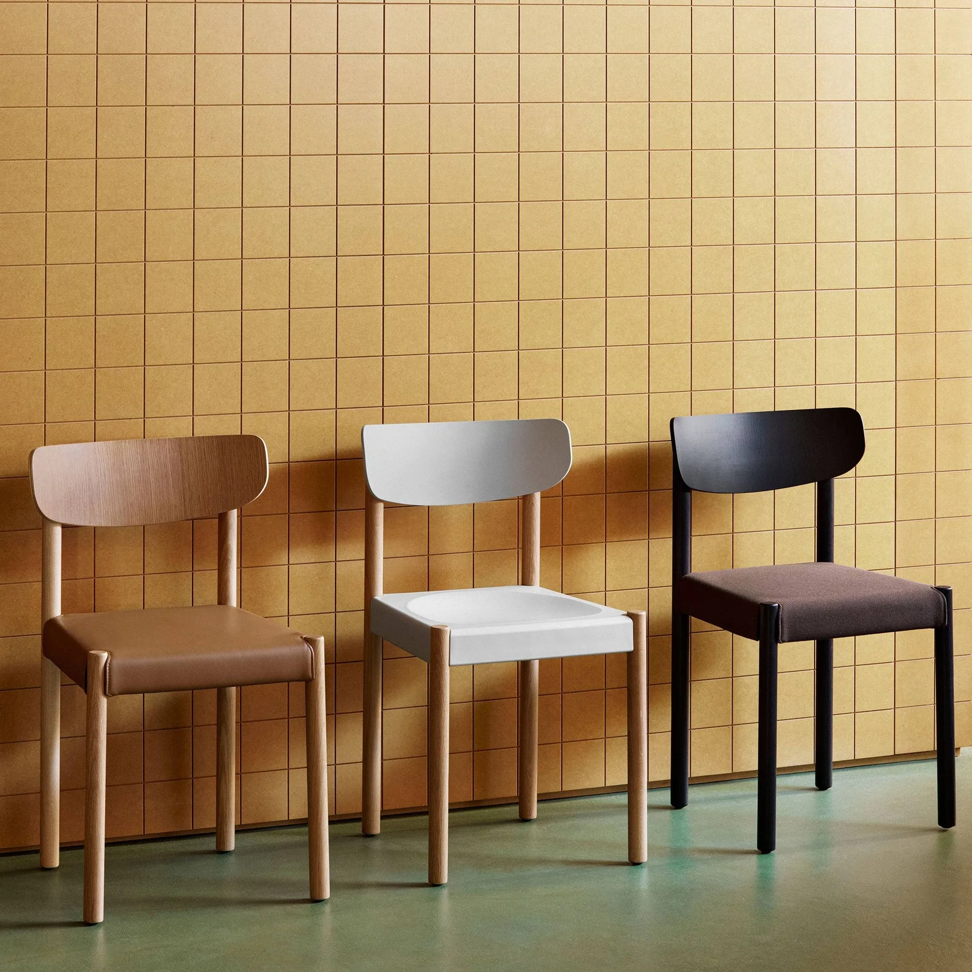 Silla Pack Chair 11, Roble aceitado-ash blue-Steelcut 140 HAY