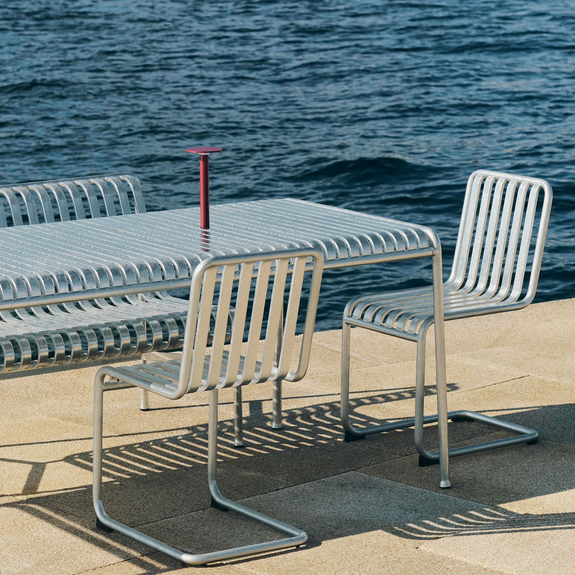 Silla Palissade Cantilever , Acero galvanizado en caliente HAY