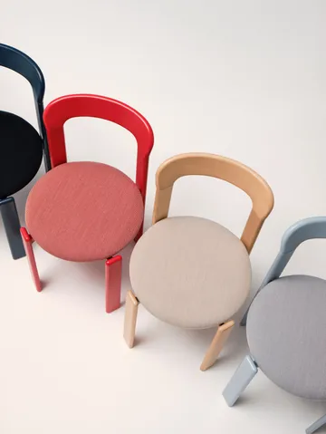 Silla Rey tapizada - tejido Steelcut Trio 213 golden - HAY