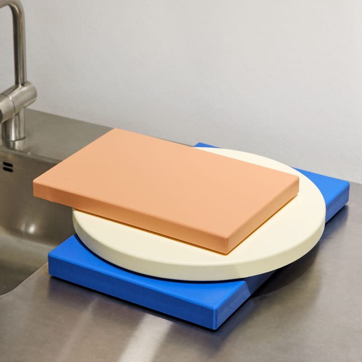 Tabla de cortar Chopping Board L Ø34 cm, Off-white HAY