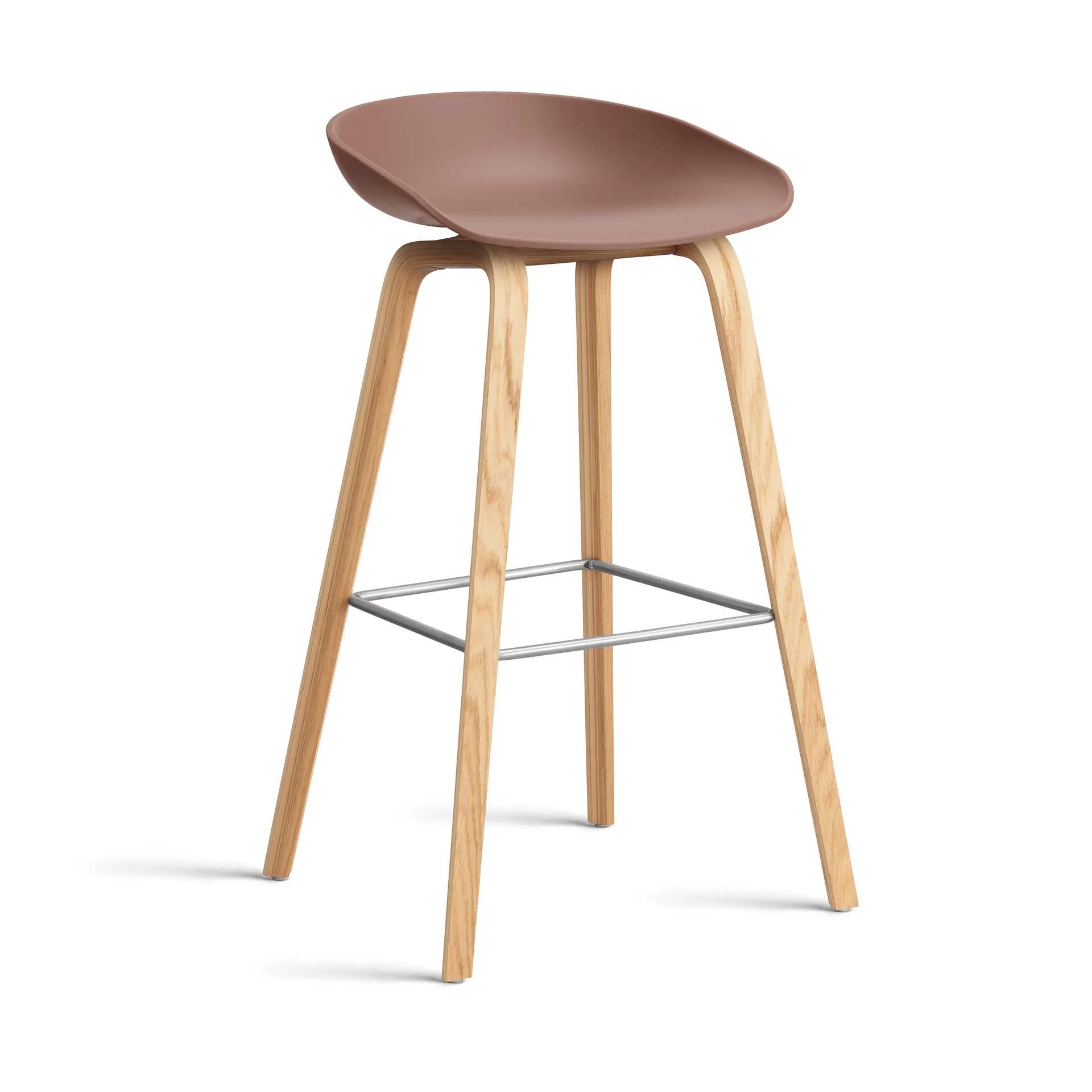 Taburete alto About a Stool 32 con base de roble lacado 2.0, Soft brick-soporte de acero inoxidable HAY