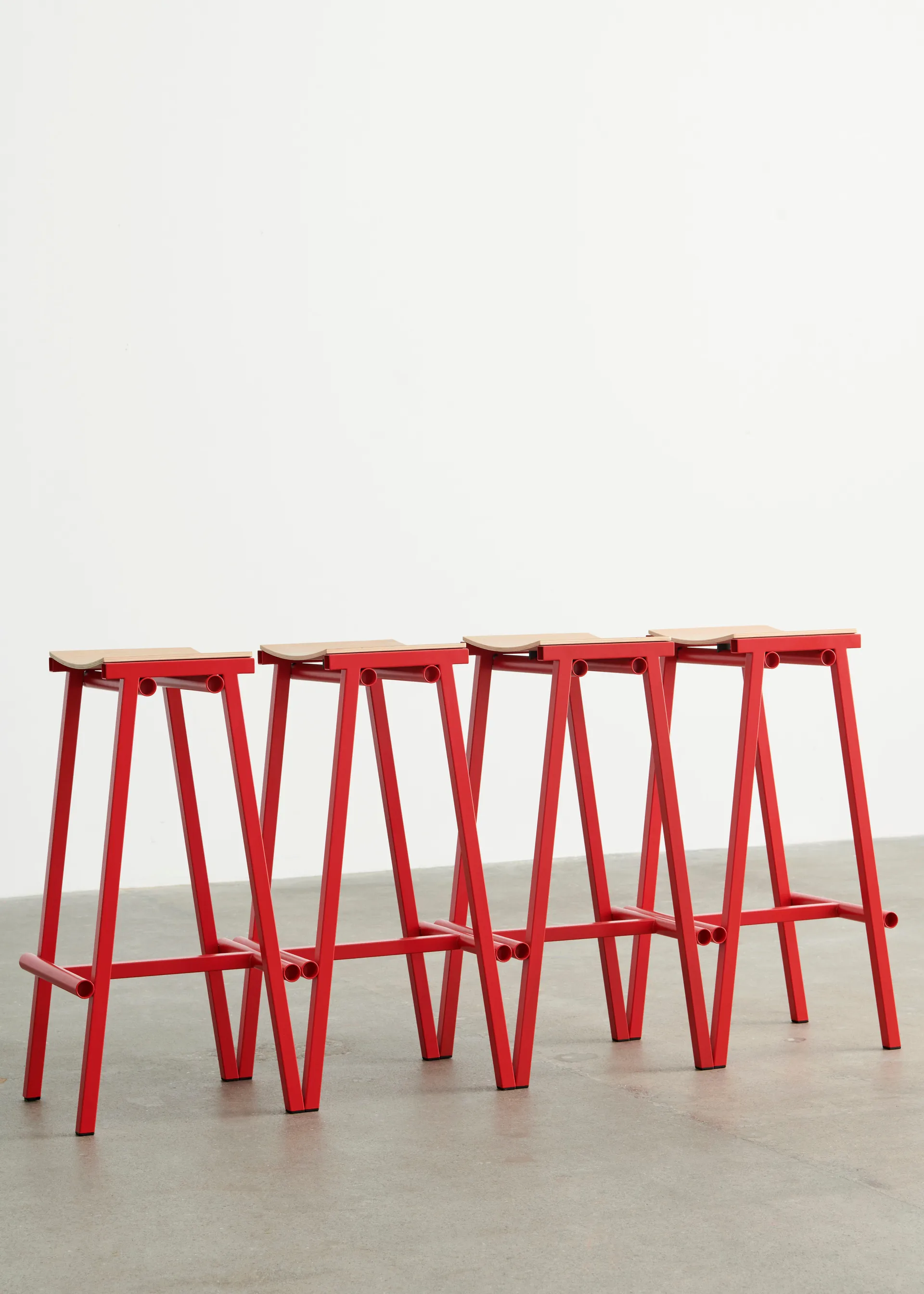 Taburete alto Taburete 8, 75 cm, Signal red HAY