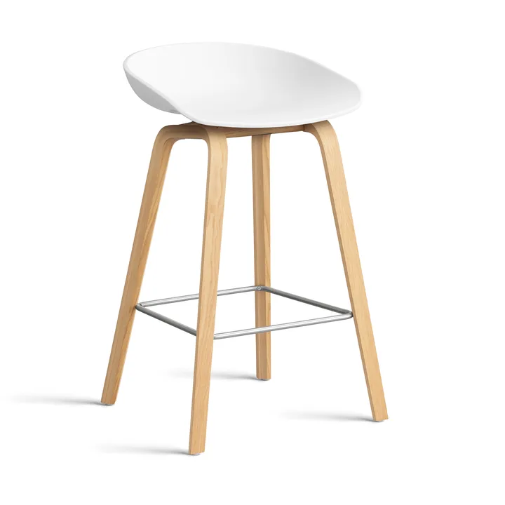 Taburete bajo About a Stool 32 con base de roble lacado 2.0 - Blanco-soporte de acero inoxidable - HAY