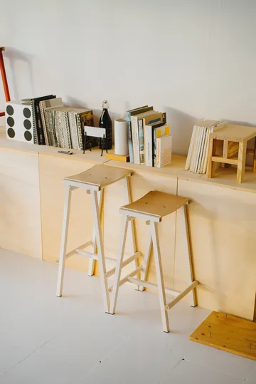 Taburete bajo Taburete 8,  65 cm - Eggshell - HAY