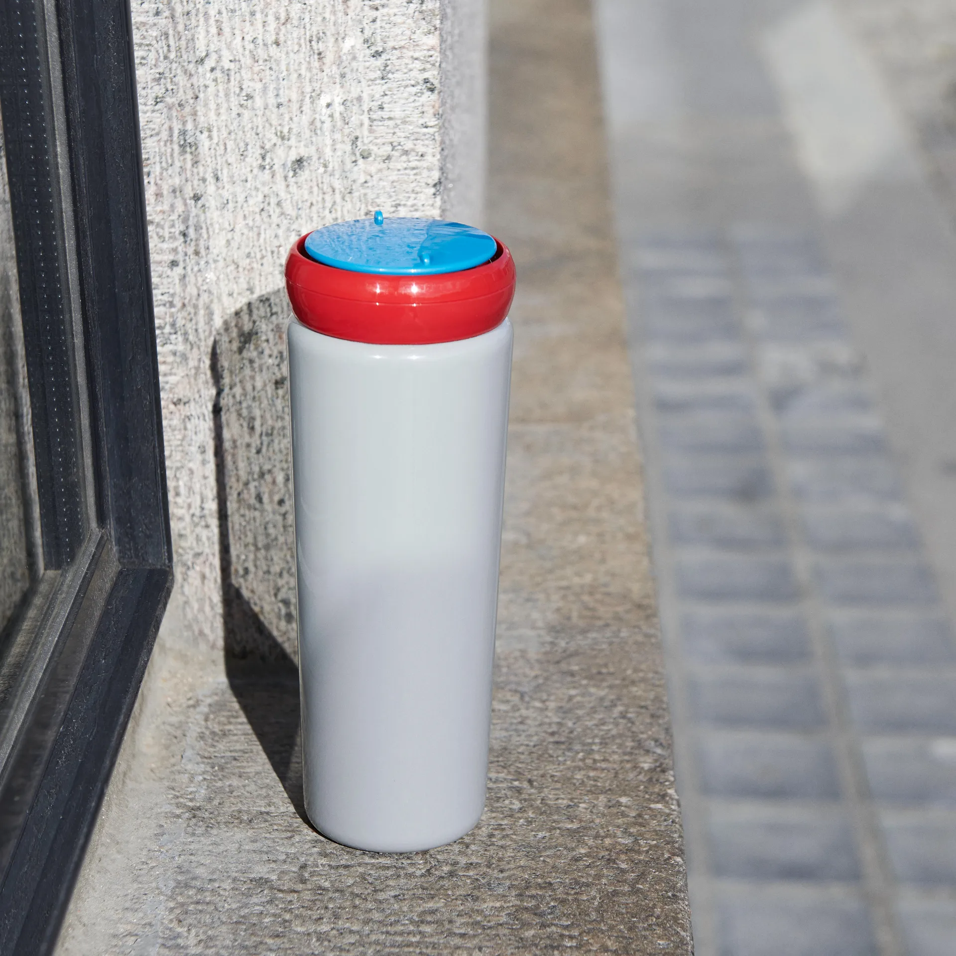 Taza termo HAY travel cup 50 cl, gris HAY