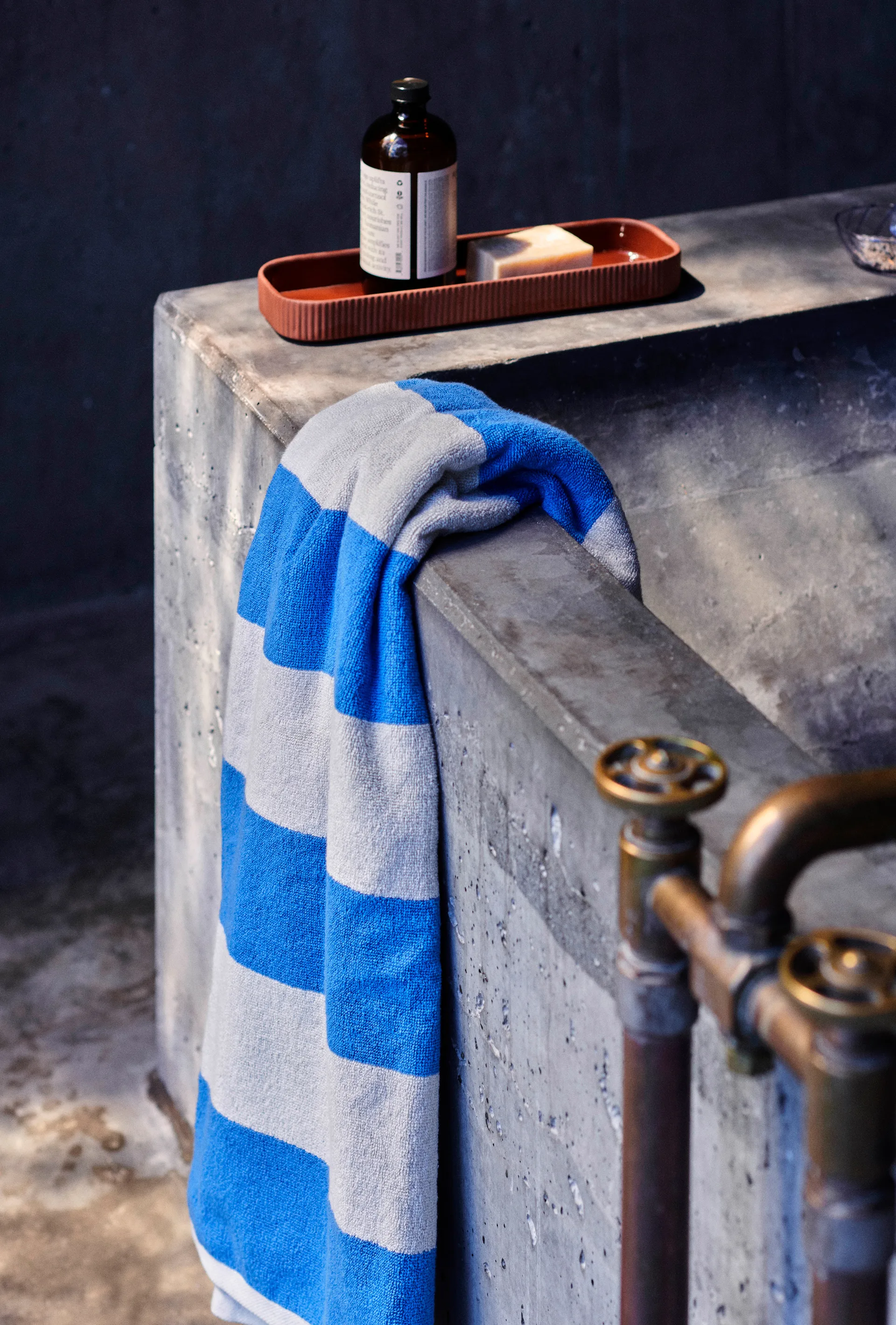 Toalla Frotté Stripe 50x100 cm, Blue HAY