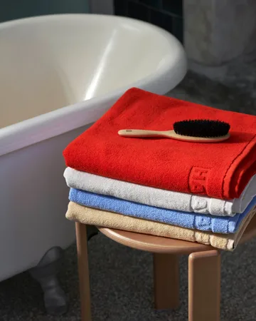 Toalla Mono 50x90 cm - Poppy red - HAY
